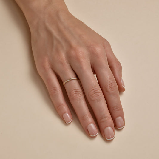 Pave Diamond Twisted Band Ring